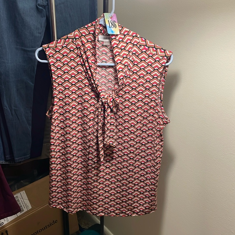 EUC CALVIN KLEIN tank blouse w/ front neck tie sz.M 186
